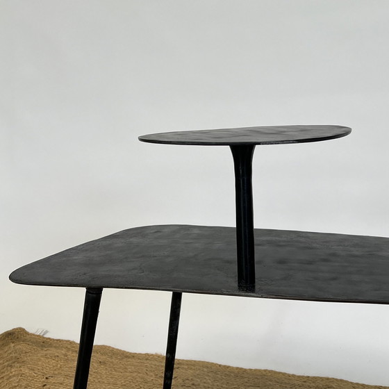 Image 1 of Table basse en forme de tour Kare Design