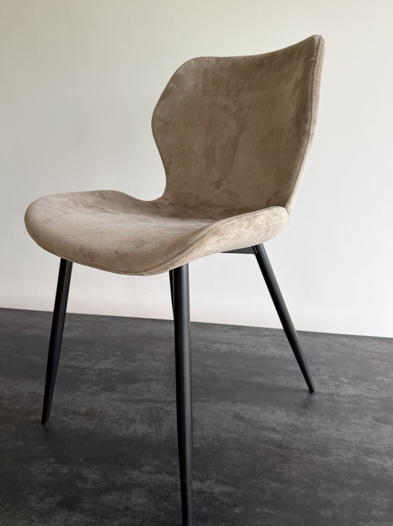 Image 1 of 4 chaises Butterfly - Inutilisées Etat neuf