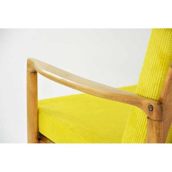 Image 1 of Fauteuil scandinave vintage BZ en velours jaune