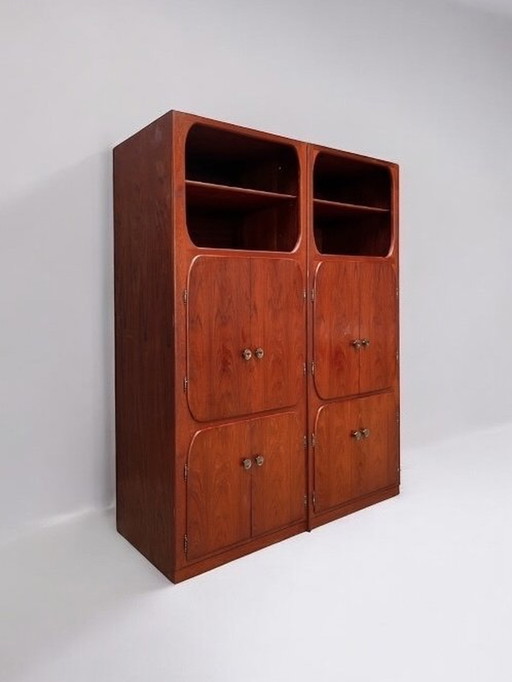 Armoire vintage