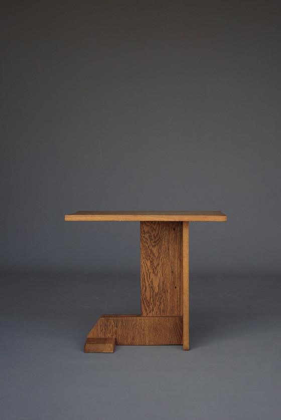 Image 1 of Petite table d'appoint moderniste du Mid Century