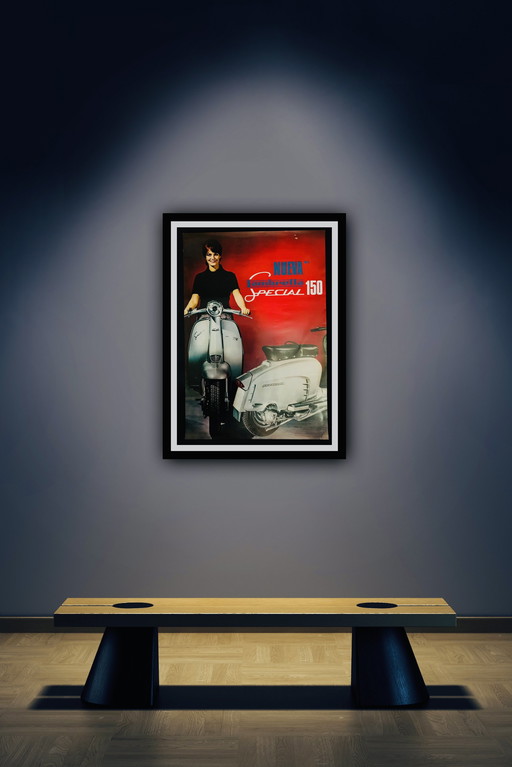 Affiche publicitaire vintage de Moto Lambretta datant de 1985.