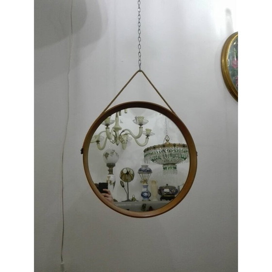 Image 1 of Miroir mural scandinave vintage en bois encadré de forme circulaire par Uno et Östen Kristiansson pour Luxus, 1960