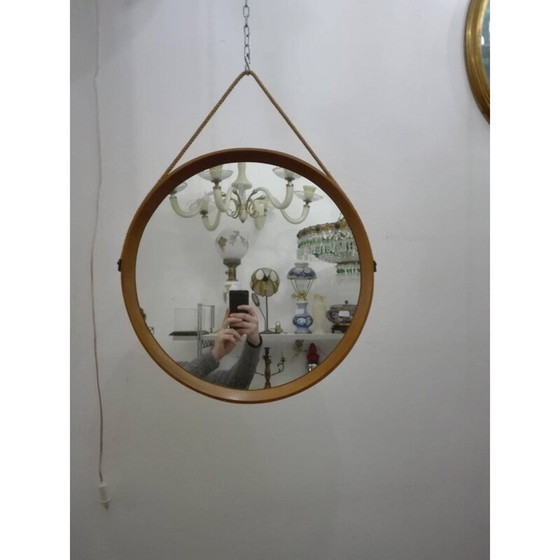 Image 1 of Miroir mural scandinave vintage en bois encadré de forme circulaire par Uno et Östen Kristiansson pour Luxus, 1960