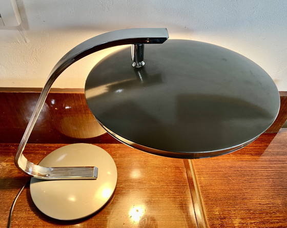 Image 1 of Lampe Fase Modele 520 Par Luis Perez De La Oliva