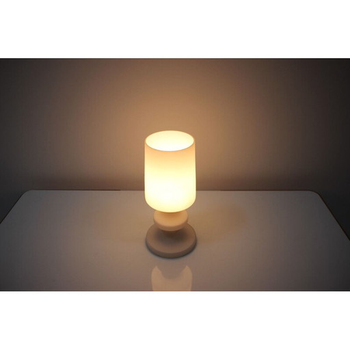 Lampe de table en verre vintage par Osvětlovací sklo Valašské Meziříčí, Tchécoslovaquie 1970.