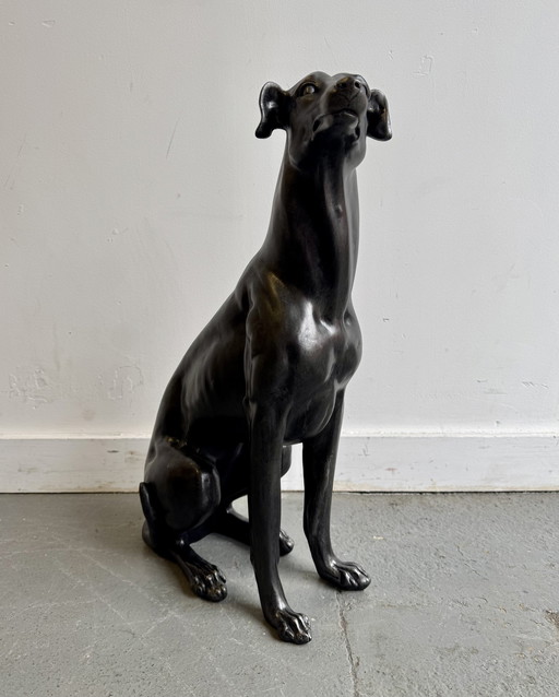 Chien noir Whippet Figurine Statue