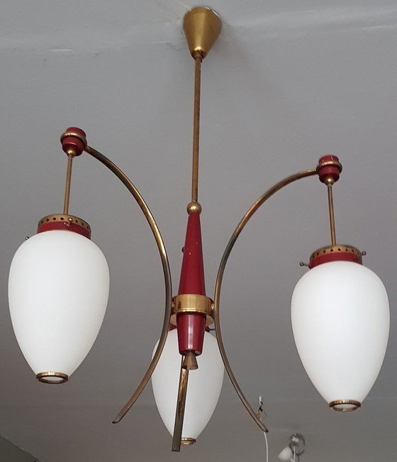 Image 1 of Lampe suspendue italienne en verre opalin, 1950S