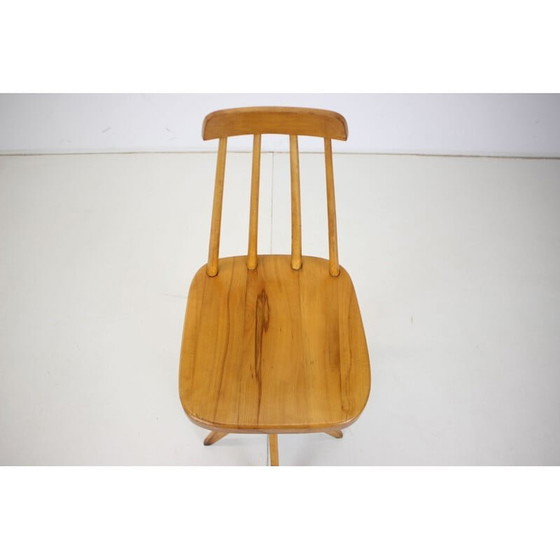 Image 1 of Fauteuil tournant en bois du milieu du siècle, Tchécoslovaquie 1970