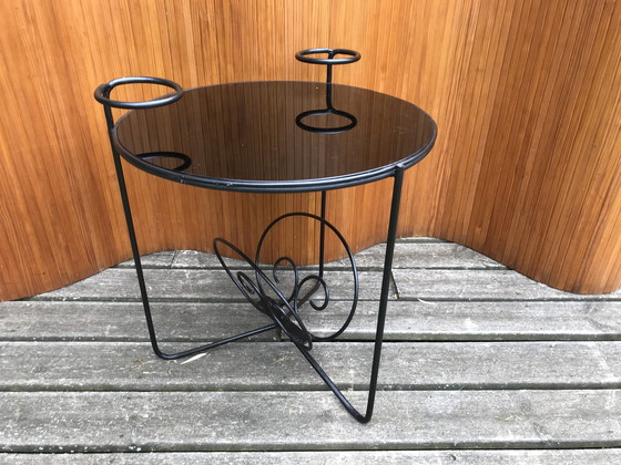 Image 1 of Table Basse Ronde Opaline Noire 1950