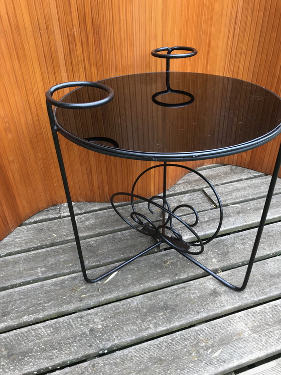 Image 1 of Table Basse Ronde Opaline Noire 1950