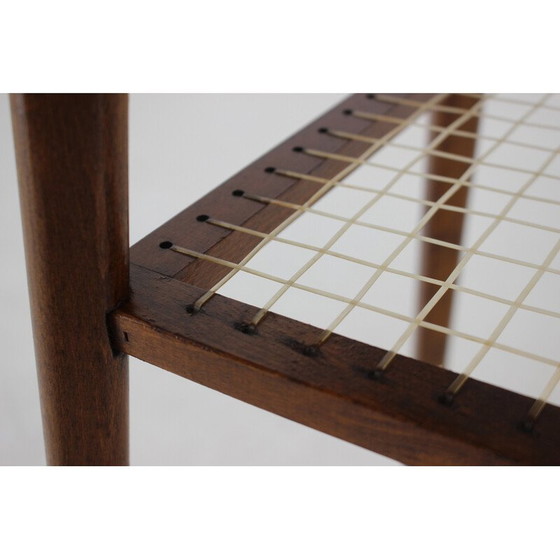 Image 1 of Table d'appoint vintage en bois de chêne ,Tchécoslovaquie années 1960