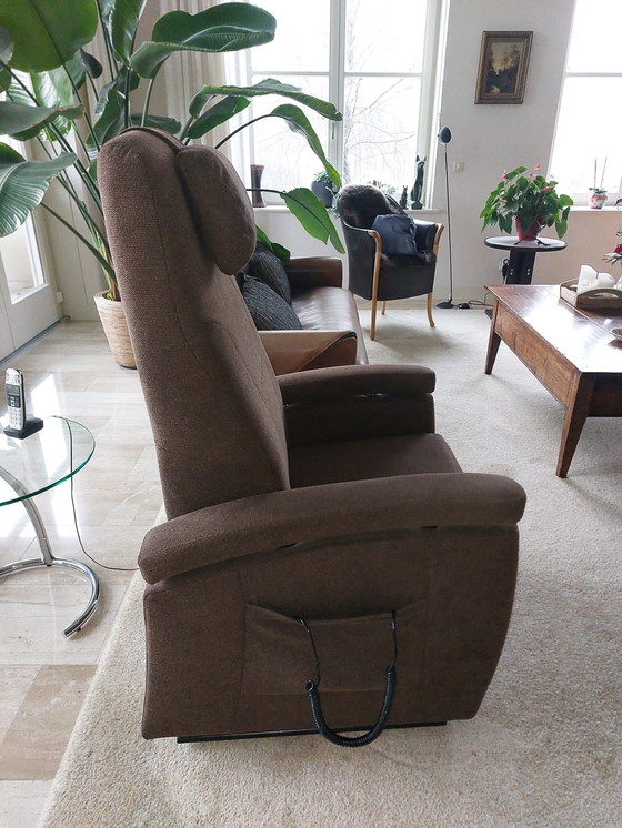 Image 1 of Fauteuil inclinable debout