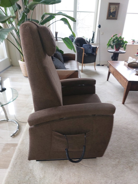 Image 1 of Fauteuil inclinable debout