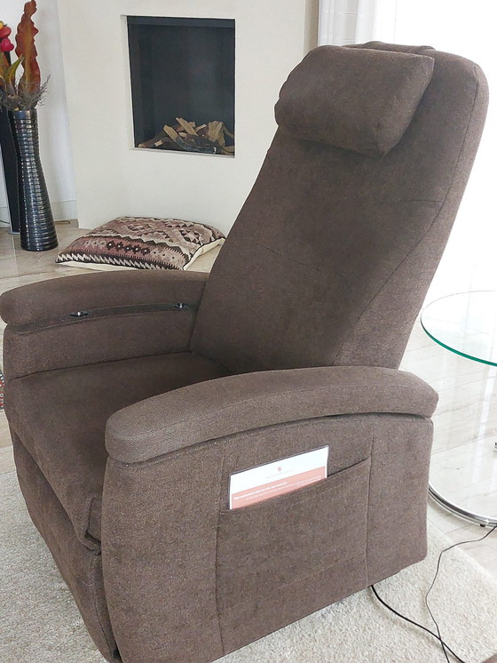 Image 1 of Fauteuil inclinable debout