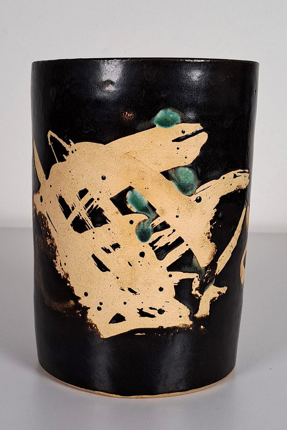 Image 1 of Vase décoré abstrait