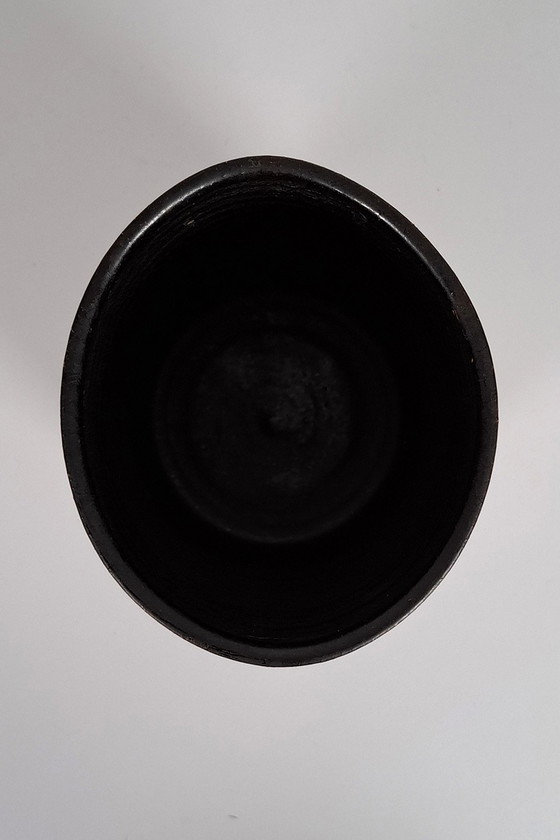 Image 1 of Vase décoré abstrait