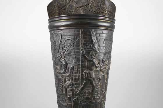 Image 1 of Porte-parapluies rustique orné en cuivre, France 1900