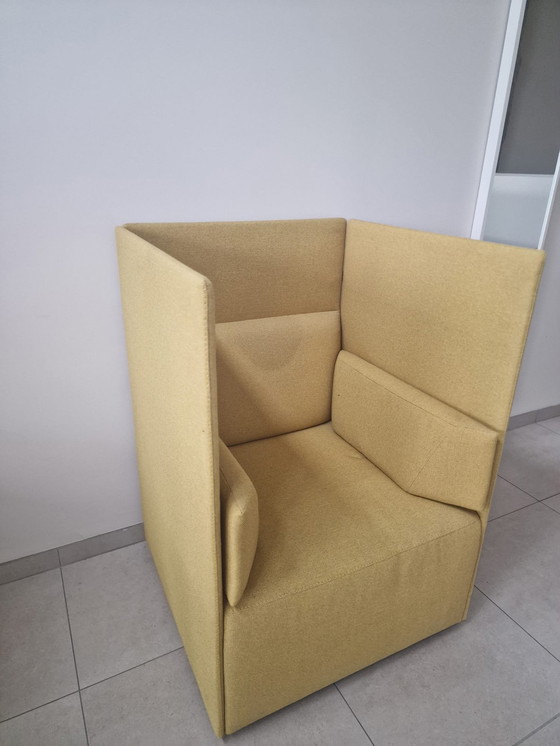 Image 1 of Recor, fauteuil jaune