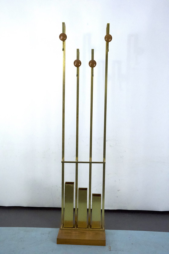Image 1 of Porte-manteau en laiton et bois Mid Century. Italie 1970S