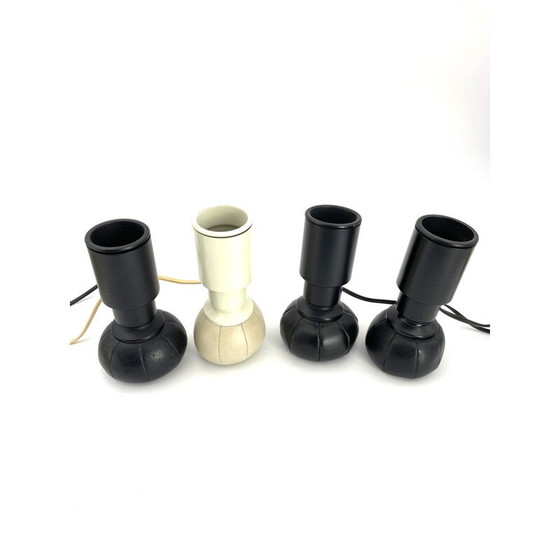 Image 1 of Ensemble de 4 lampes vintage blanches et noires Mod. 600C de Gino Sarfatti Arteluce, 1966