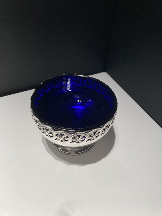 Image 1 of Bol plaqué argent avec plateau intérieur en verre bleu cobalt