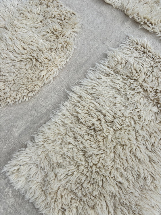 Image 1 of Tapis berbère marocain moderne blanc