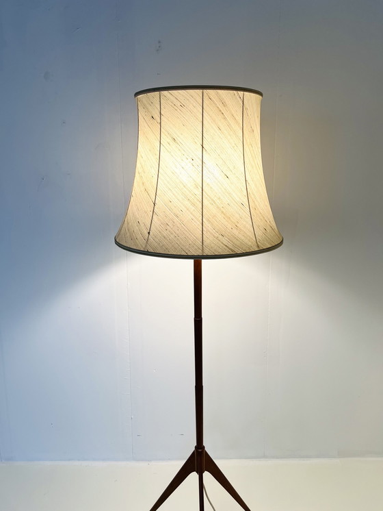 Image 1 of Lampe tripode scandinave '60