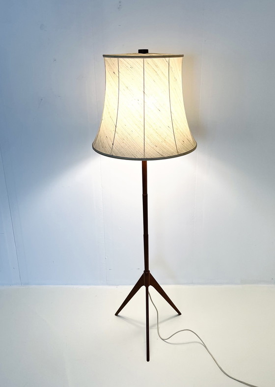 Image 1 of Lampe tripode scandinave '60