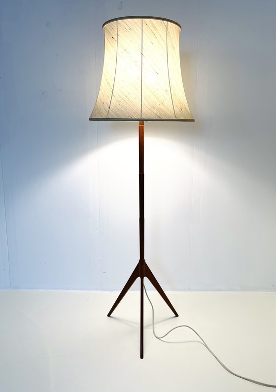 Image 1 of Lampe tripode scandinave '60