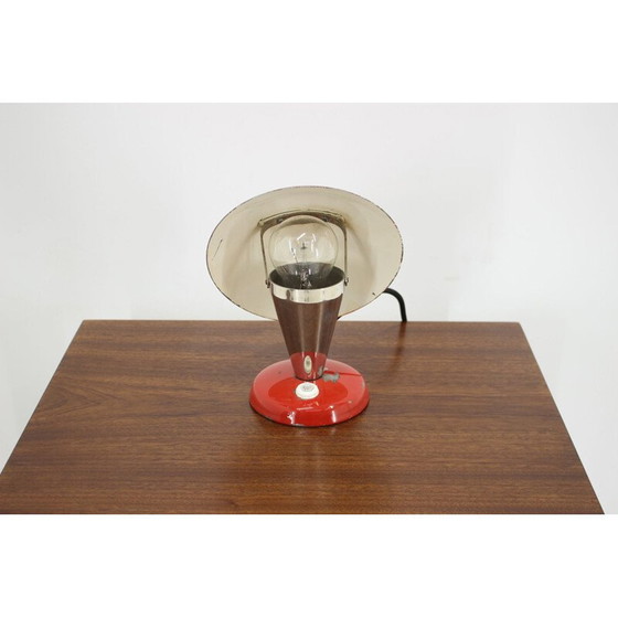 Image 1 of Lampe de table Bauhaus rouge vintage, Tchécoslovaquie 1930