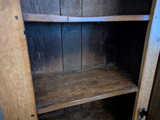 Image 1 of Armoire à pain en chêne ancien