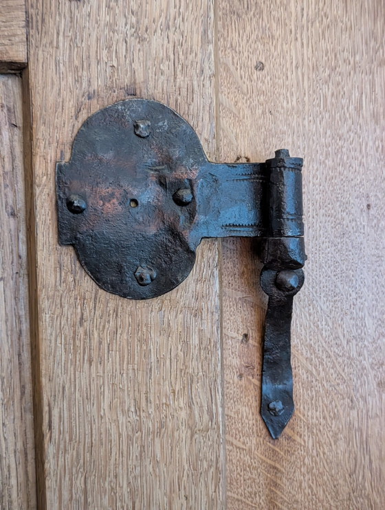 Image 1 of Armoire à pain en chêne ancien