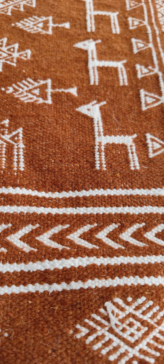 Image 1 of Tapis Kilim Marron Et Blanc À Motifs Gazelles