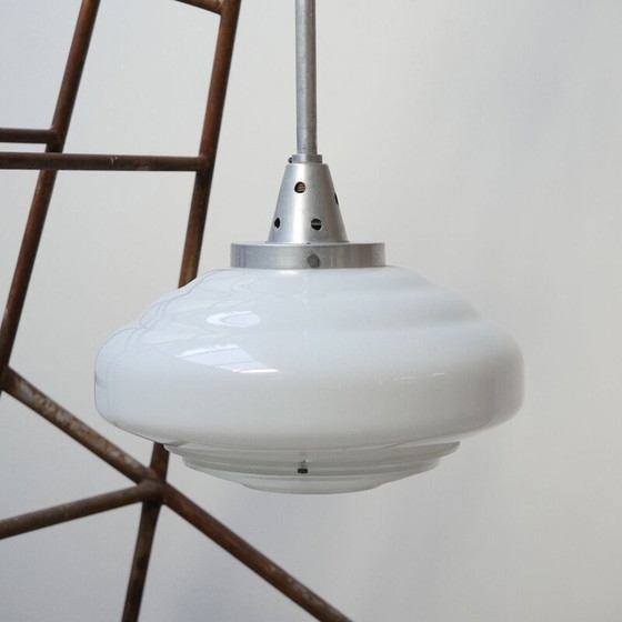 Image 1 of Suspension vintage en verre opale bicolore, holophane, France 1950