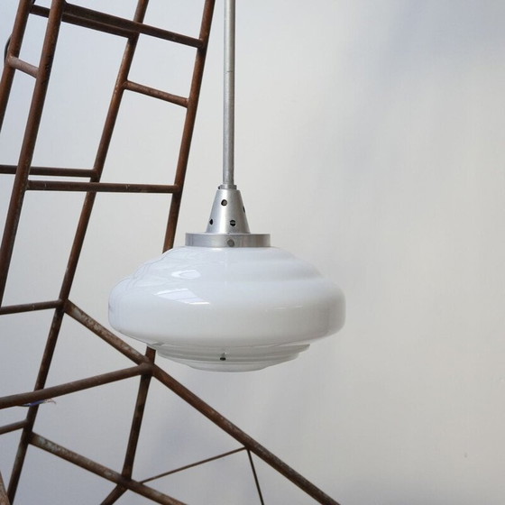 Image 1 of Suspension vintage en verre opale bicolore, holophane, France 1950