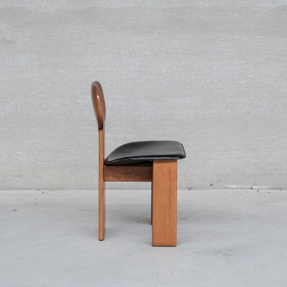 Image 1 of Ensemble de 4 chaises de salle à manger vintage "Africa" en noyer et cuir pour Scarpa, Italie 1975