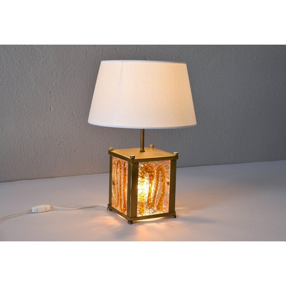 Image 1 of Lampe de table italienne Mazzega en verre de Murano ambre et laiton par Toni Zuccheri