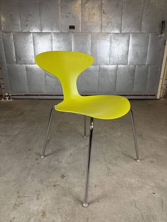 Image 1 of 3X Bernhardt Design, chaises Orbit par Ross Lovegrove