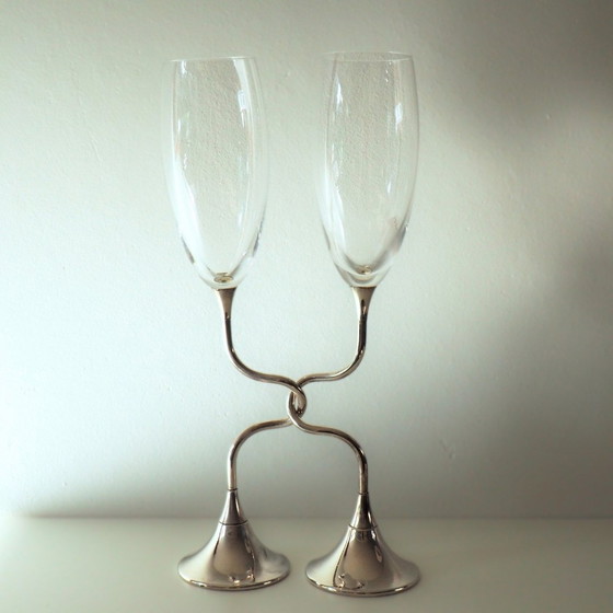 Image 1 of Paire de flûtes de mariage ou de fiançailles en cristal argenté