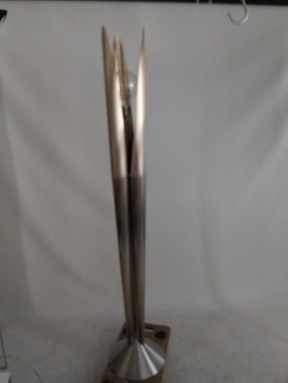 Image 1 of 1 X Lampadaire en acier inoxydable brossé Tuttle Made In Italy 1990's