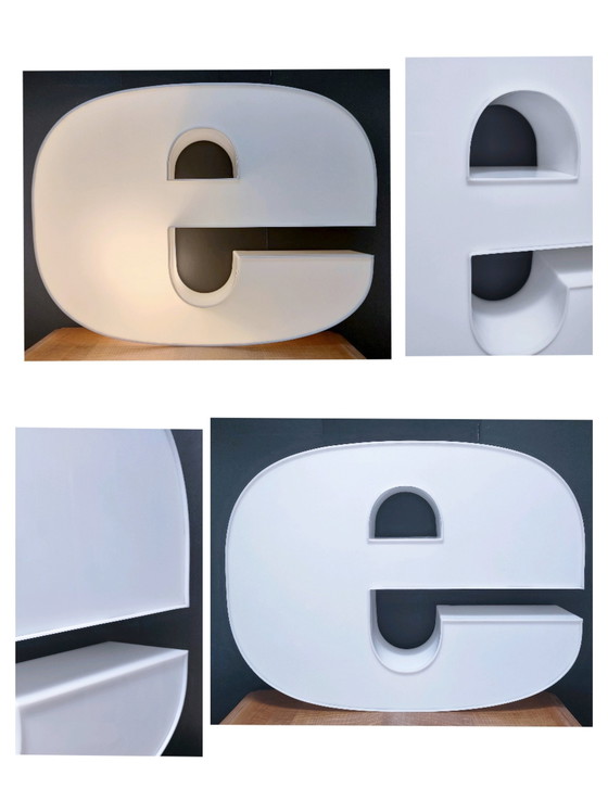 Image 1 of Lampe Enseigne "E" Plexiglas Années 80