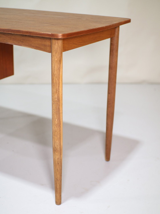 Image 1 of Bureau Vintage Teck autoportant Danois