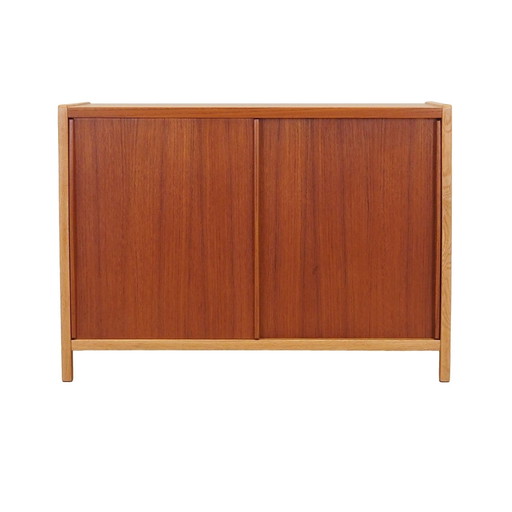 Armoire en teck, design suédois, années 1960, Fabricant : Bodafors, Designer : Bertil Fridhagen