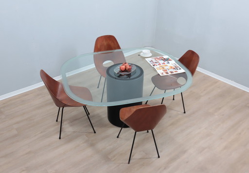 Table de salle à manger 'Tobio' Afra & Tobia Scarpa pour B&B Italia 1970S