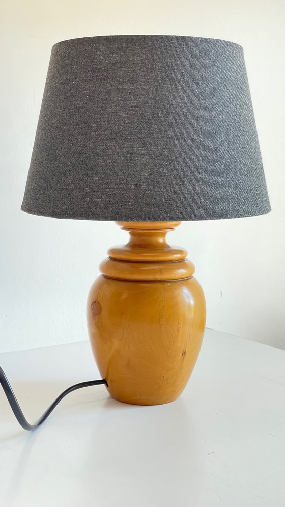 Image 1 of Lampe Bois Massif Et Tissu Vintage 