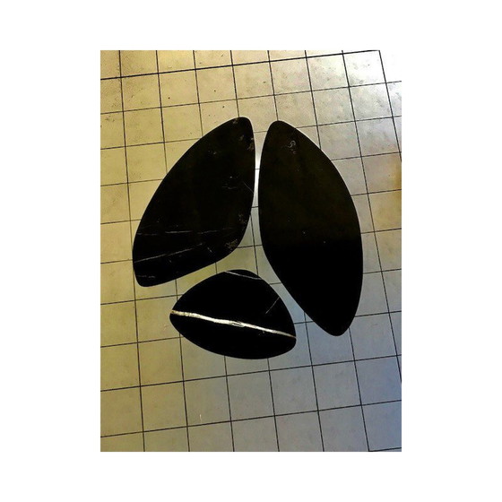 Image 1 of Ensemble de 3 tables en marbre noir - années 1980