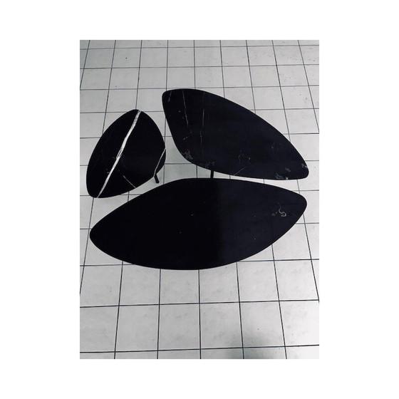 Image 1 of Ensemble de 3 tables en marbre noir - années 1980