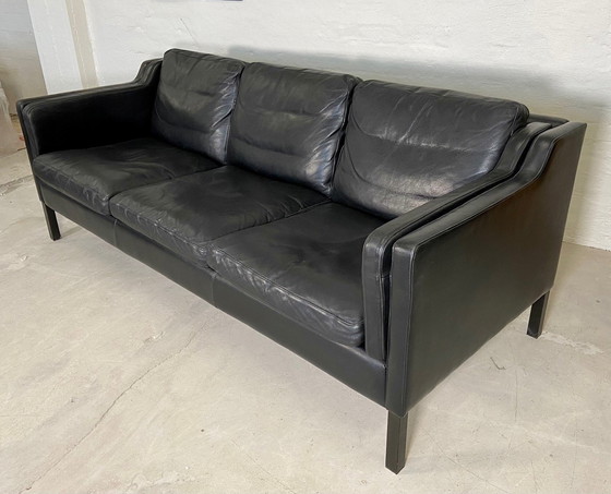 Image 1 of Mid Century Danish Black Leather 3 Seater Sofa by Stouby (Canapé 3 places en cuir noir)