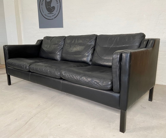 Image 1 of Mid Century Danish Black Leather 3 Seater Sofa by Stouby (Canapé 3 places en cuir noir)